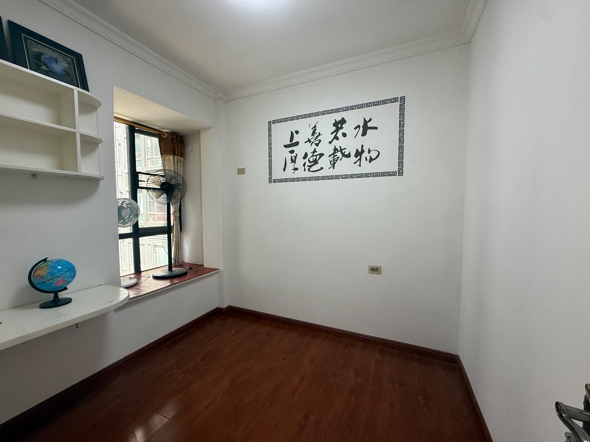 雍景新城·三房两厅·户型方正·周边配套齐全·密码看房：53万