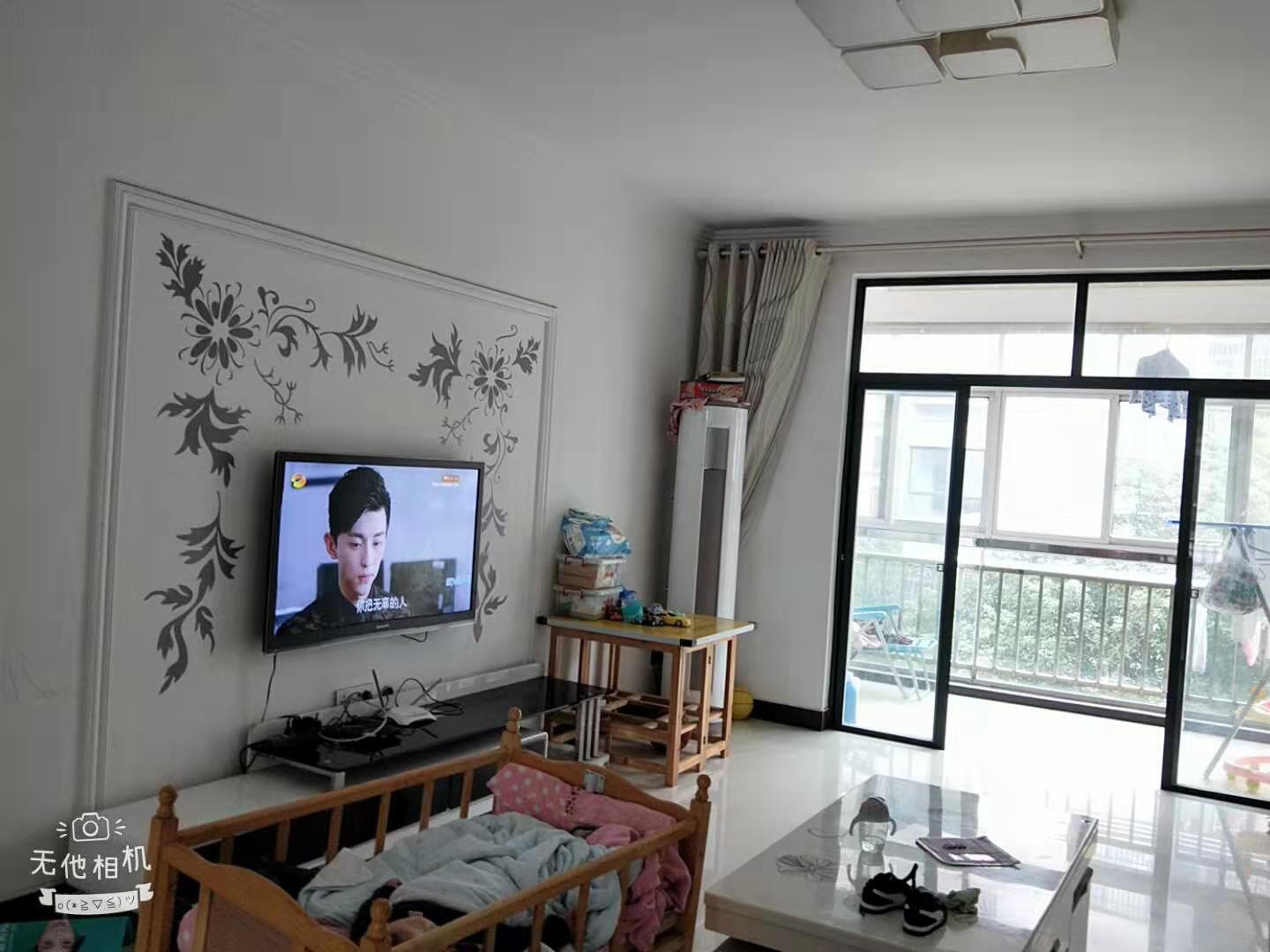 永邦欧洲城·外滩边·步梯四楼·干净整洁三居室·出租1500/月