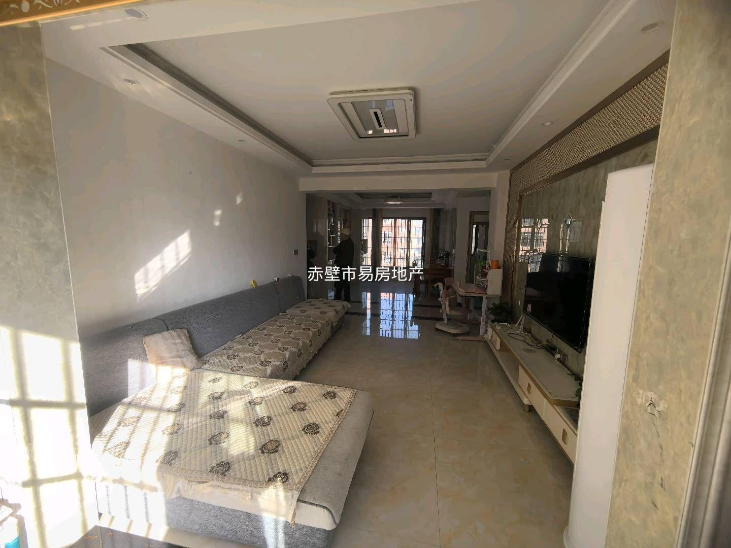 圣荣嘉苑·三房两厅两位·户型通透·周边配套齐全·拎包入住报价48万