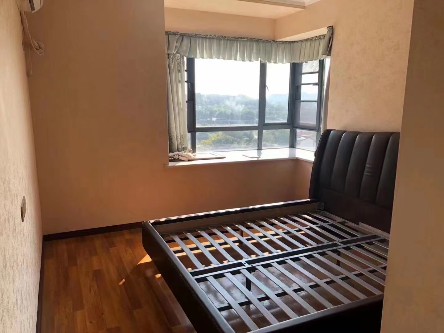 碧桂园翡翠湾·中式装修风格·出租2000/月