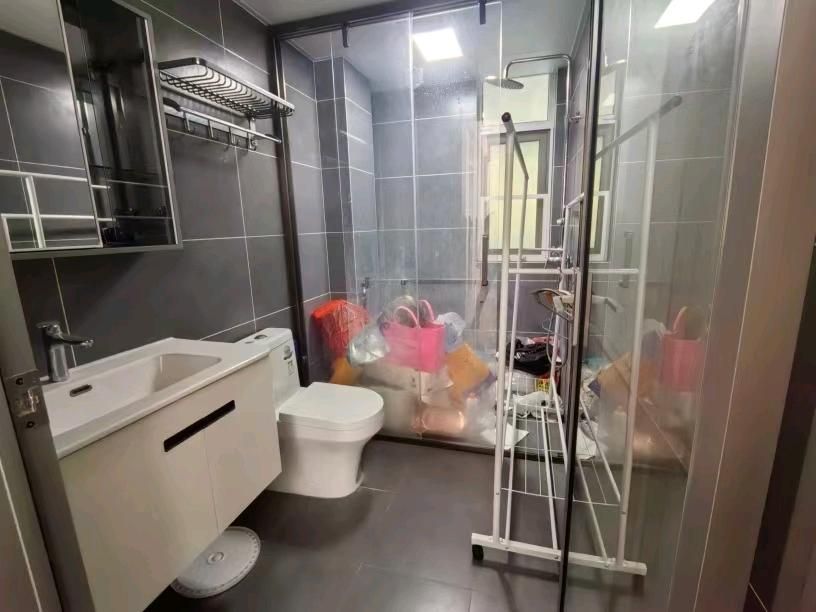 碧桂园翡翠湾·依山旁水好地方·三房两厅·拎包入住报价：49.8万