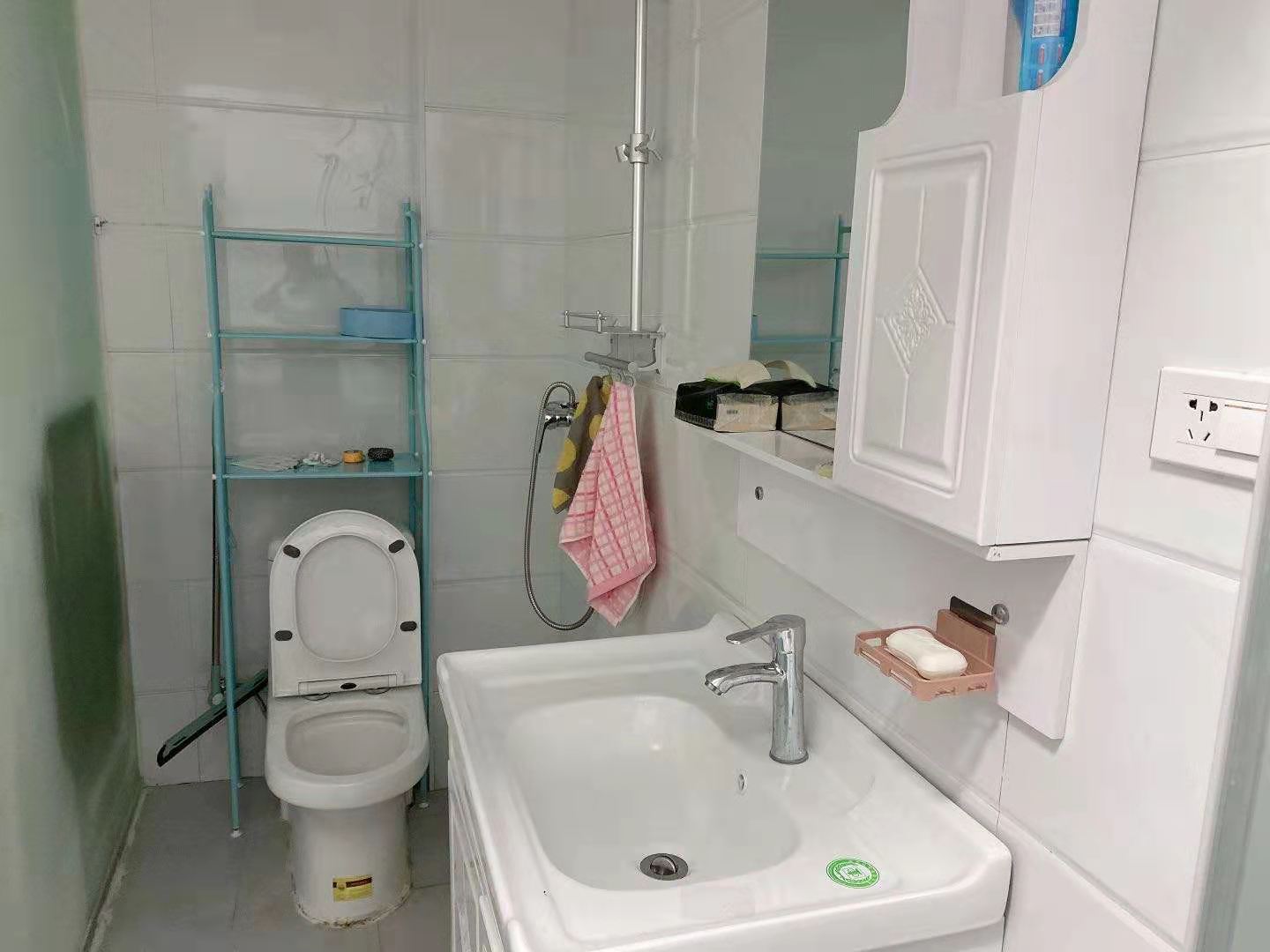 领秀城·一室一厅·拎包入住售：25万
