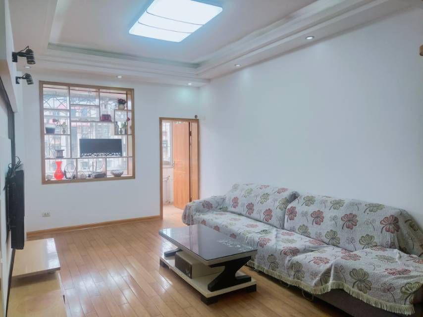 河北大道·五校·两室两厅·步梯4楼·32万