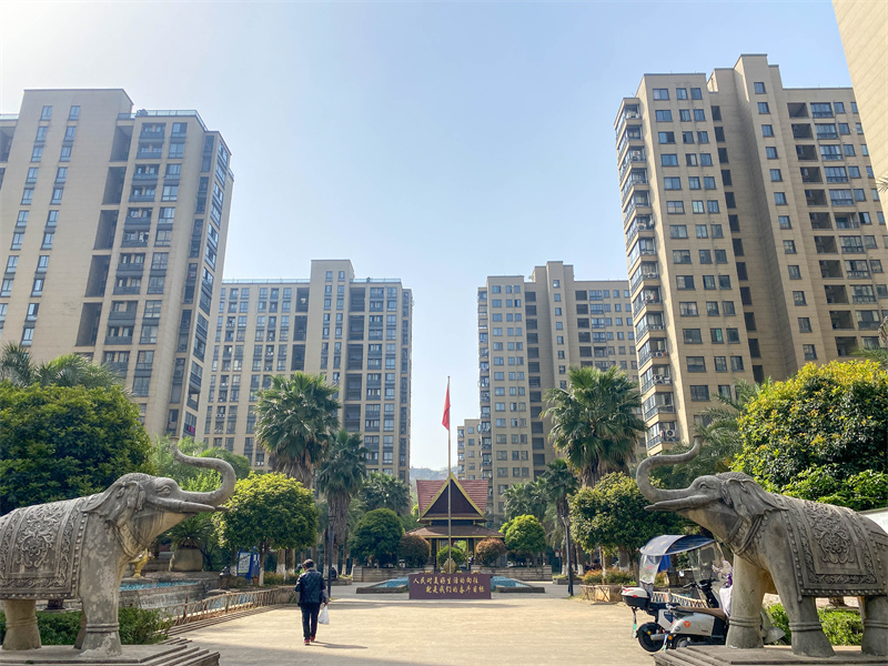 赤壁·凤凰城：开学季，开启理想生活新篇章