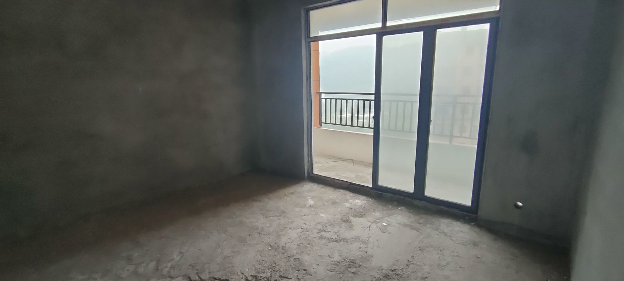 鹏程新都汇·121平方4室2厅·好楼层·视野好单价3500一平