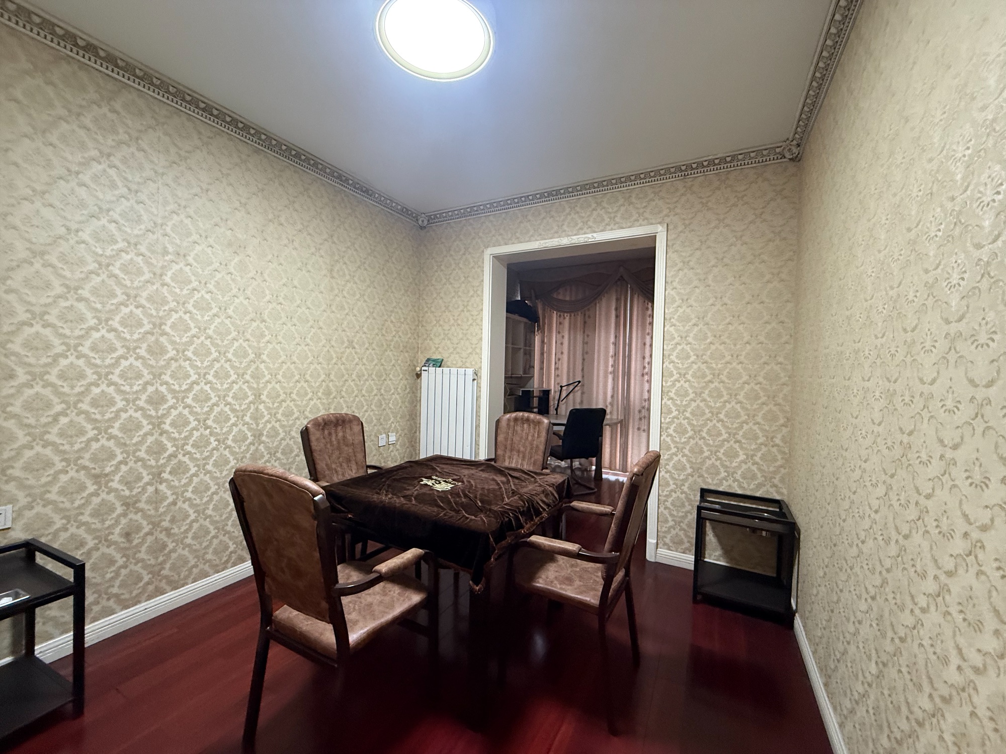 郡都小区·老总自家闲置房·寻找有缘人出租·2000/月