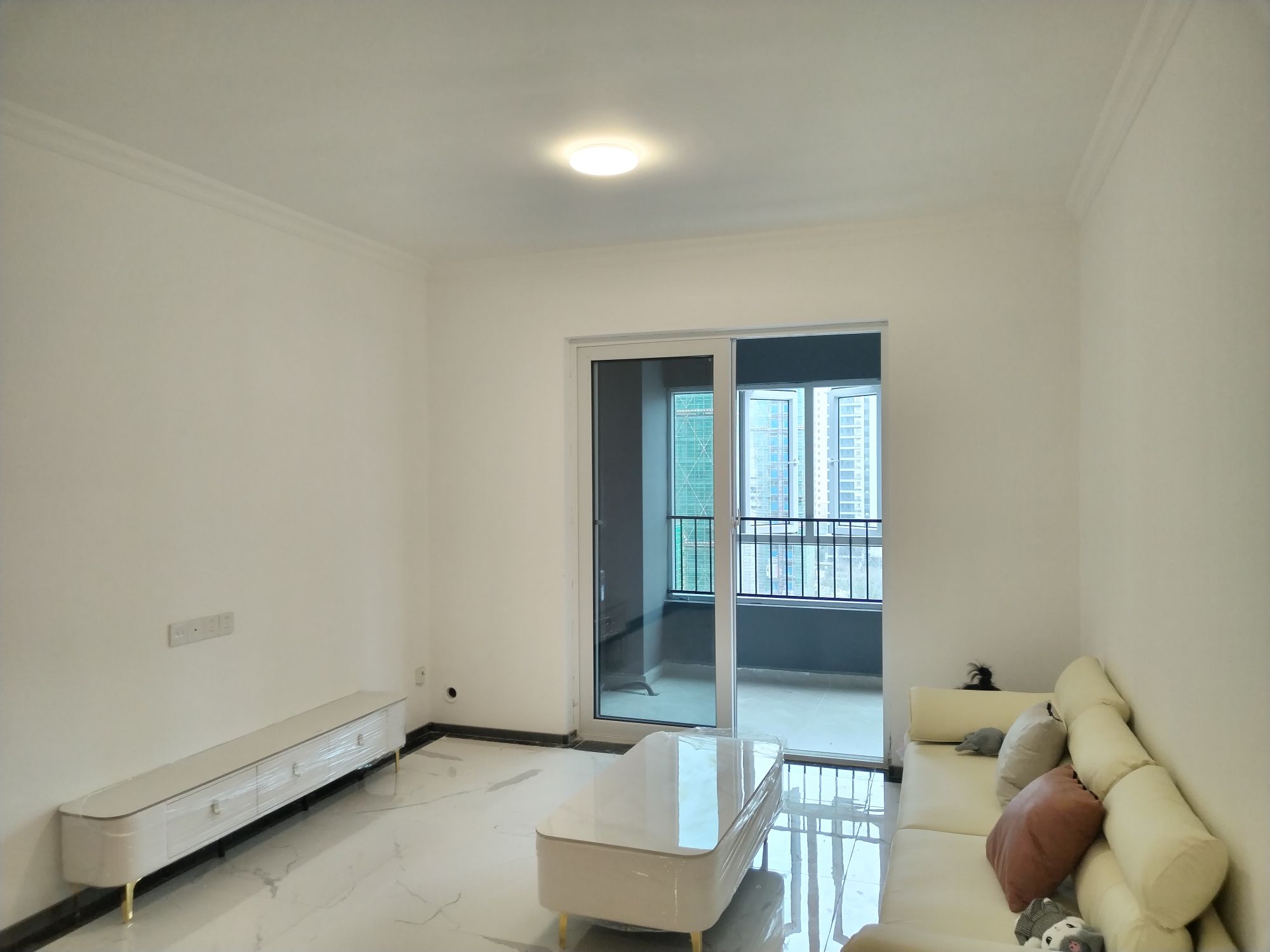 北站碧桂园·精装修三居室·环境优美·拎包入住1500/月