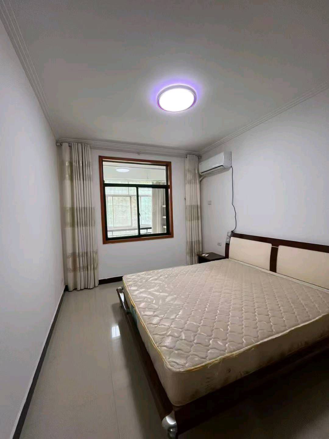 永邦欧洲城3室2厅南北通透楼层好精装可拎包入住，价格42万