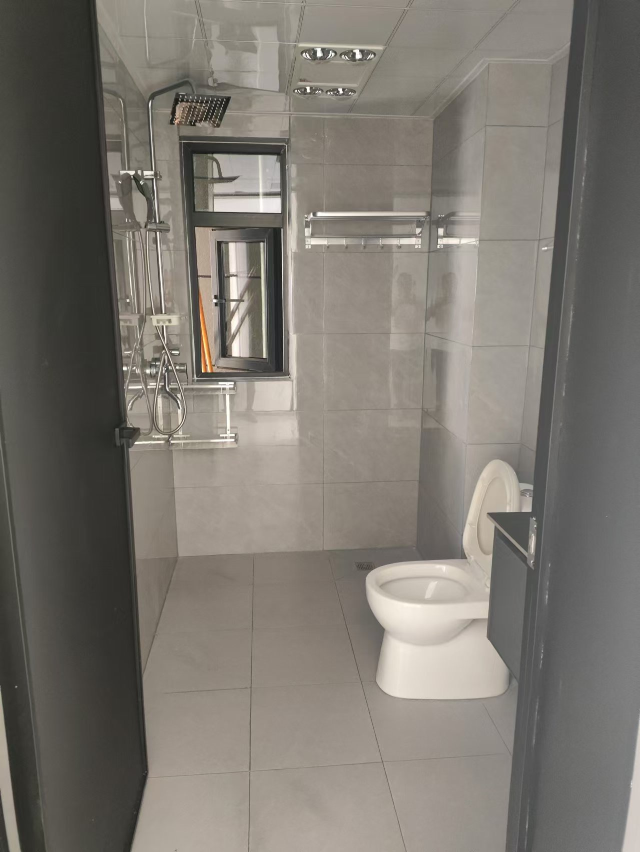 敏捷上城源著3室2厅2卫电梯房107平配套齐全拎包入住