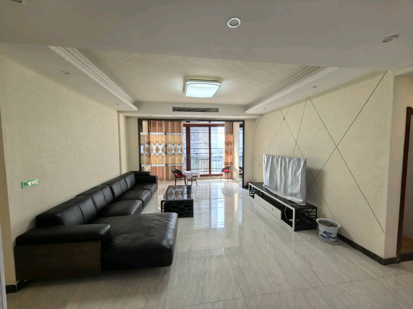 雍景新城3室2厅2卫通风好电梯房