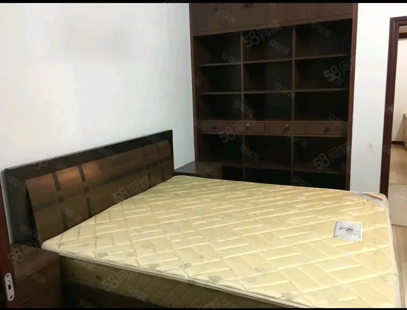 景泰园单位房·165平方·四房两厅两厅·带车位53万·好楼层