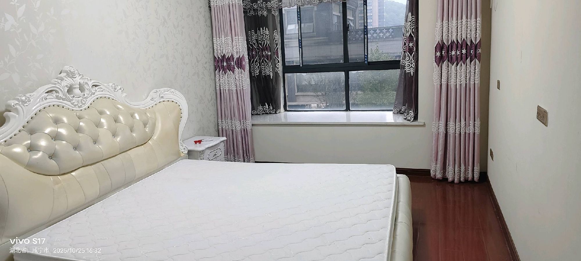 赤壁印象·精装修·三室两厅·诚意出租1800/月