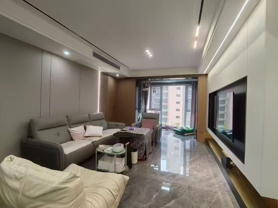同城上都·全新装修三房·拎包入住·家电齐全价格：68万好楼层