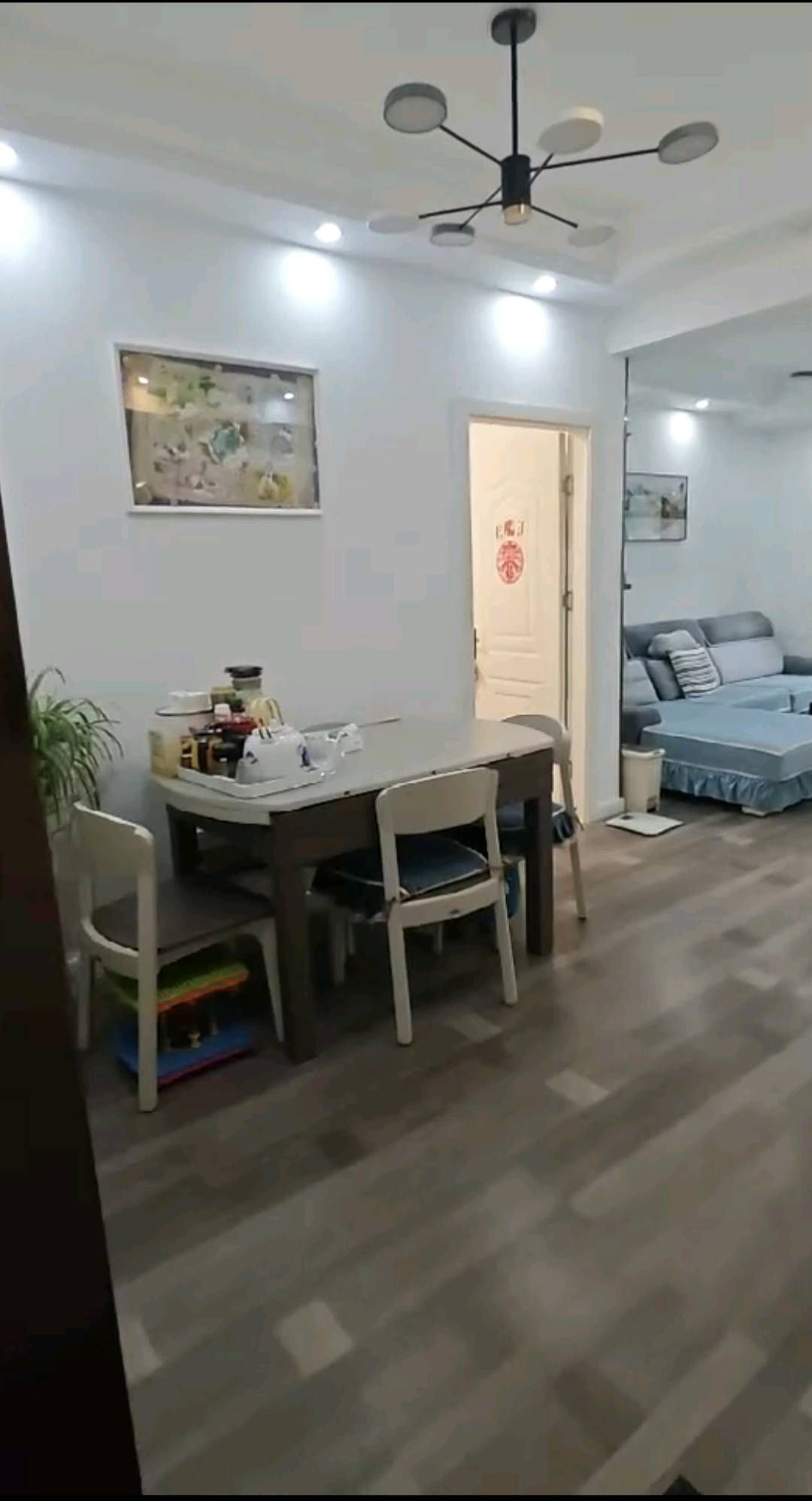 万泰华府·精装修两室两厅·出租1500/月