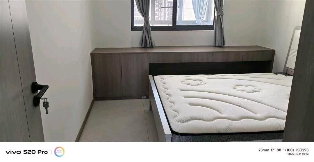 高铁站片区·珊瑚海小区·118平方·拎包入住·56万包过户