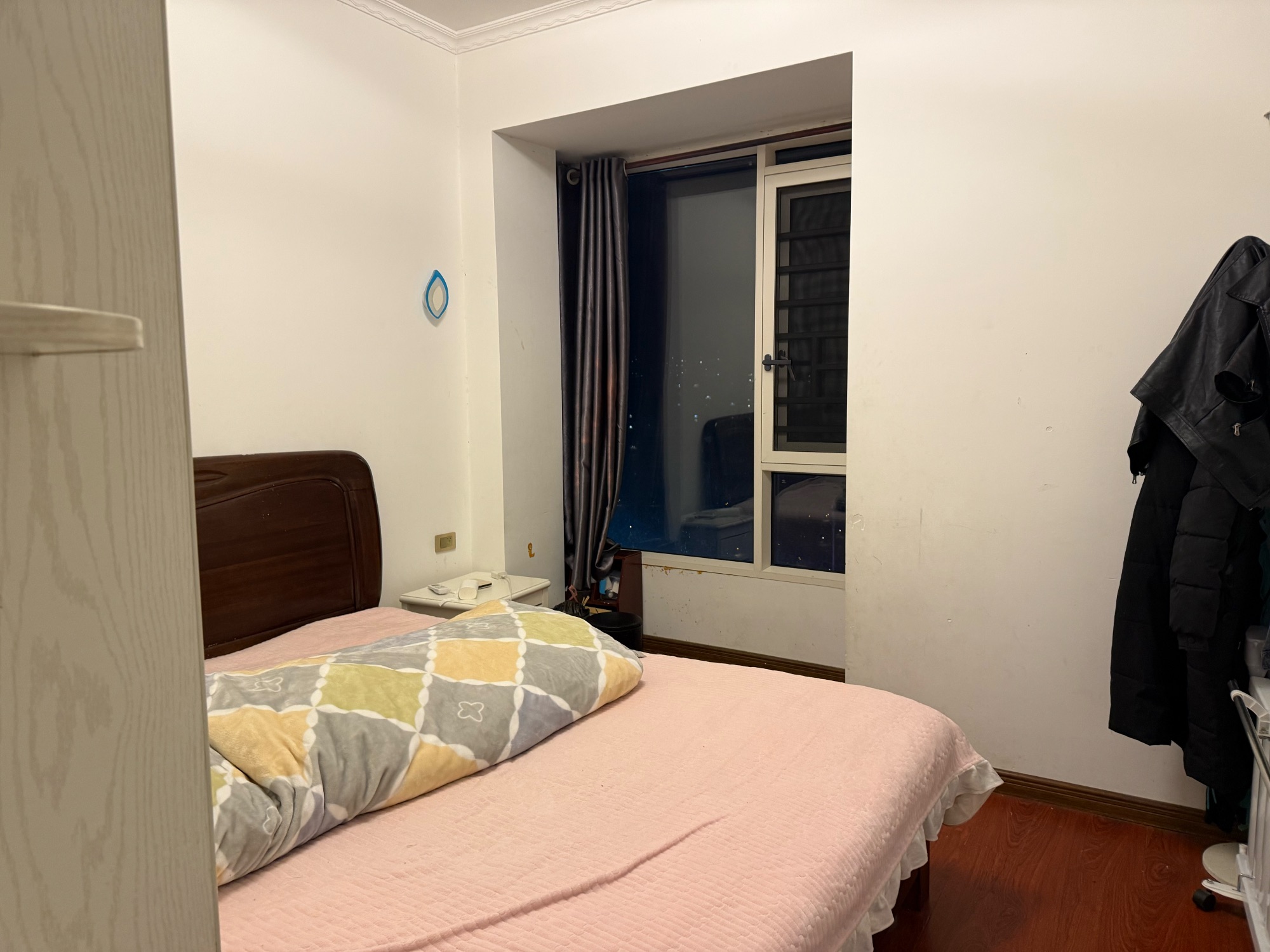 银轮新世界·两室两厅·拎包入住电梯房中层·报价28万