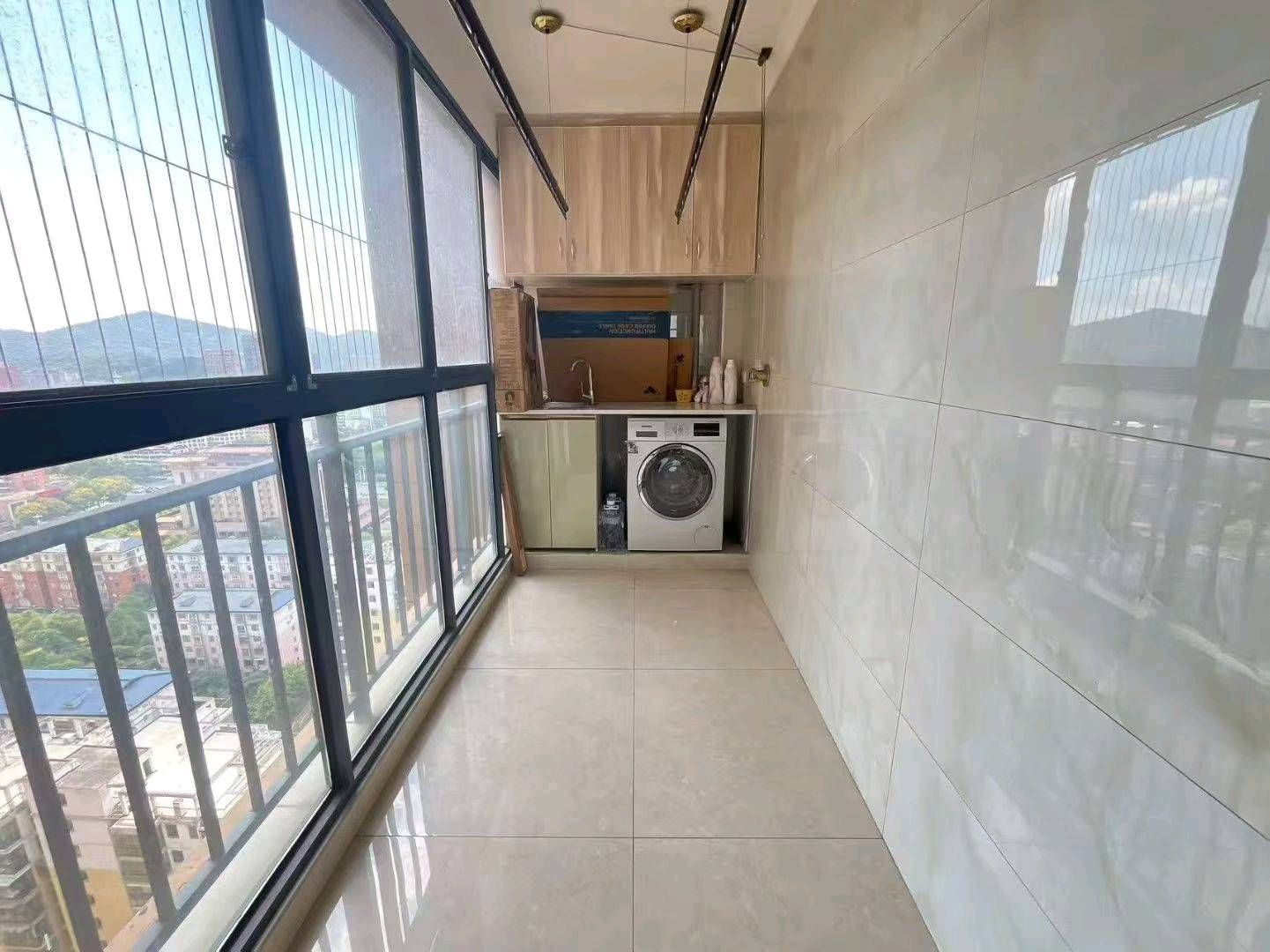 高铁片区·丰业盛世·成熟小区·拎包入住价格：59万