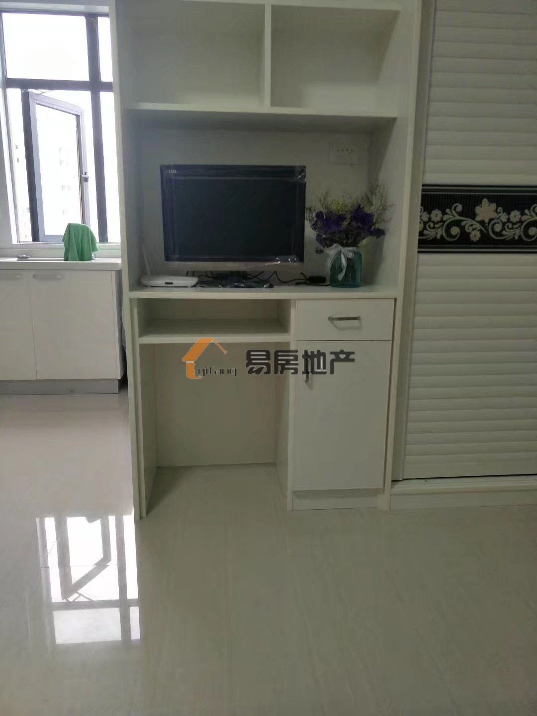 金色水岸·精装修公寓·可以拎包入住950/月