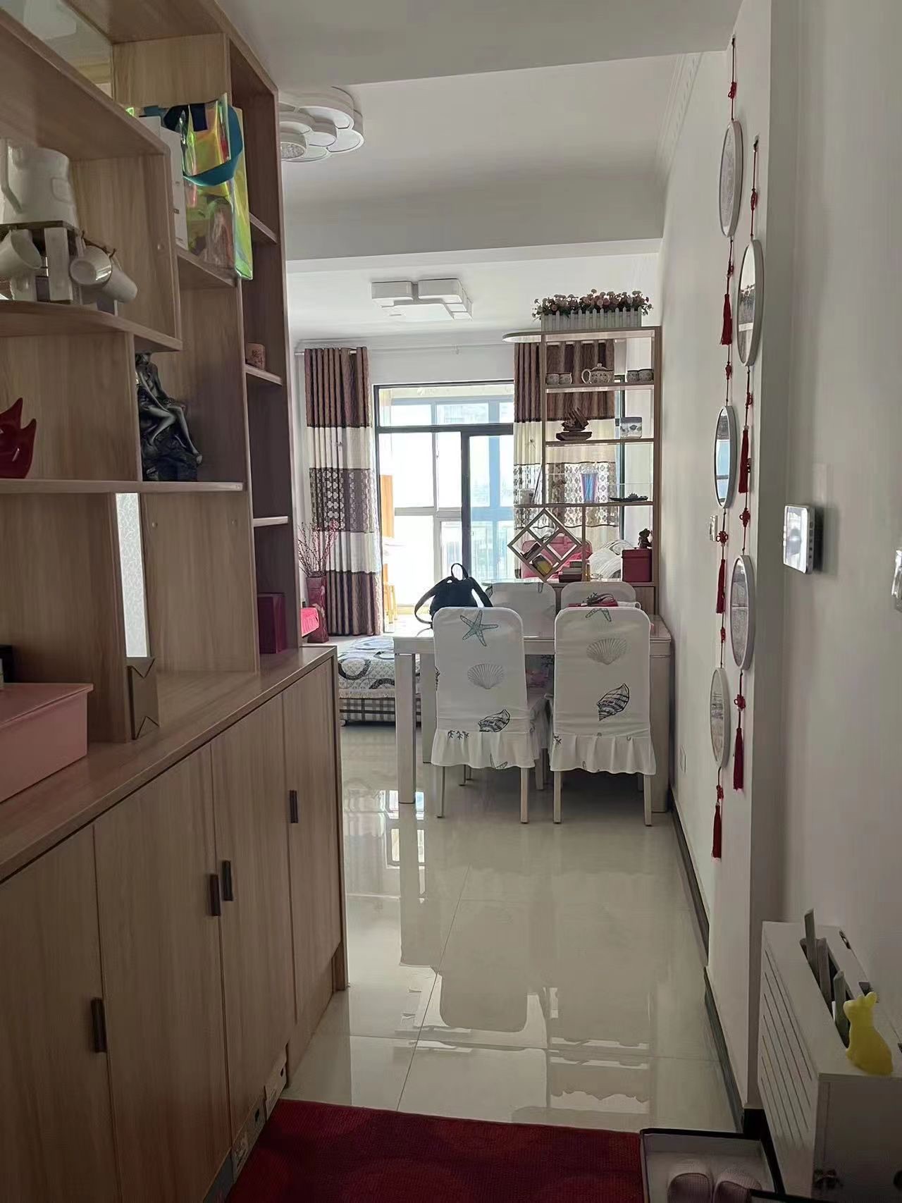 雍景新城·精裝一室一廳·家電齊全·租1300/月