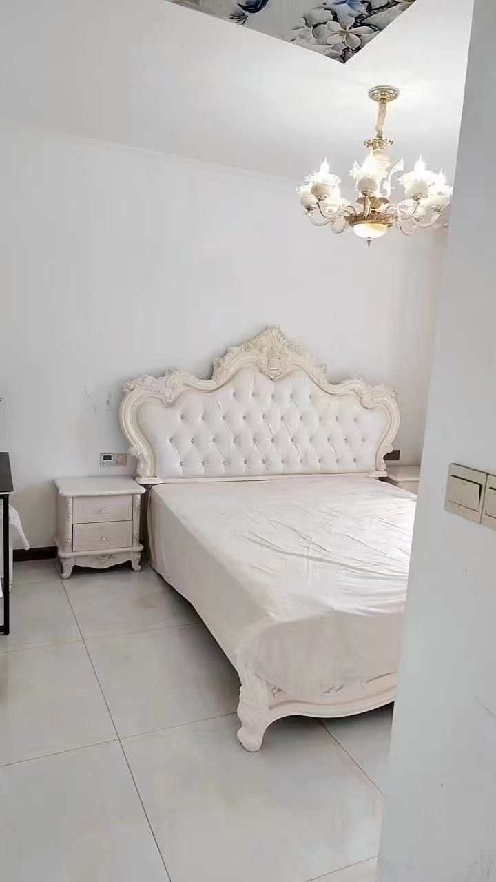 东洲大厦3室2厅交通便利南北通透精装可拎包入住46万