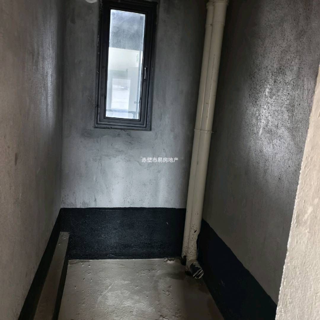 赤壁云尚·118平·三室两厅·专梯专户·证满二55万