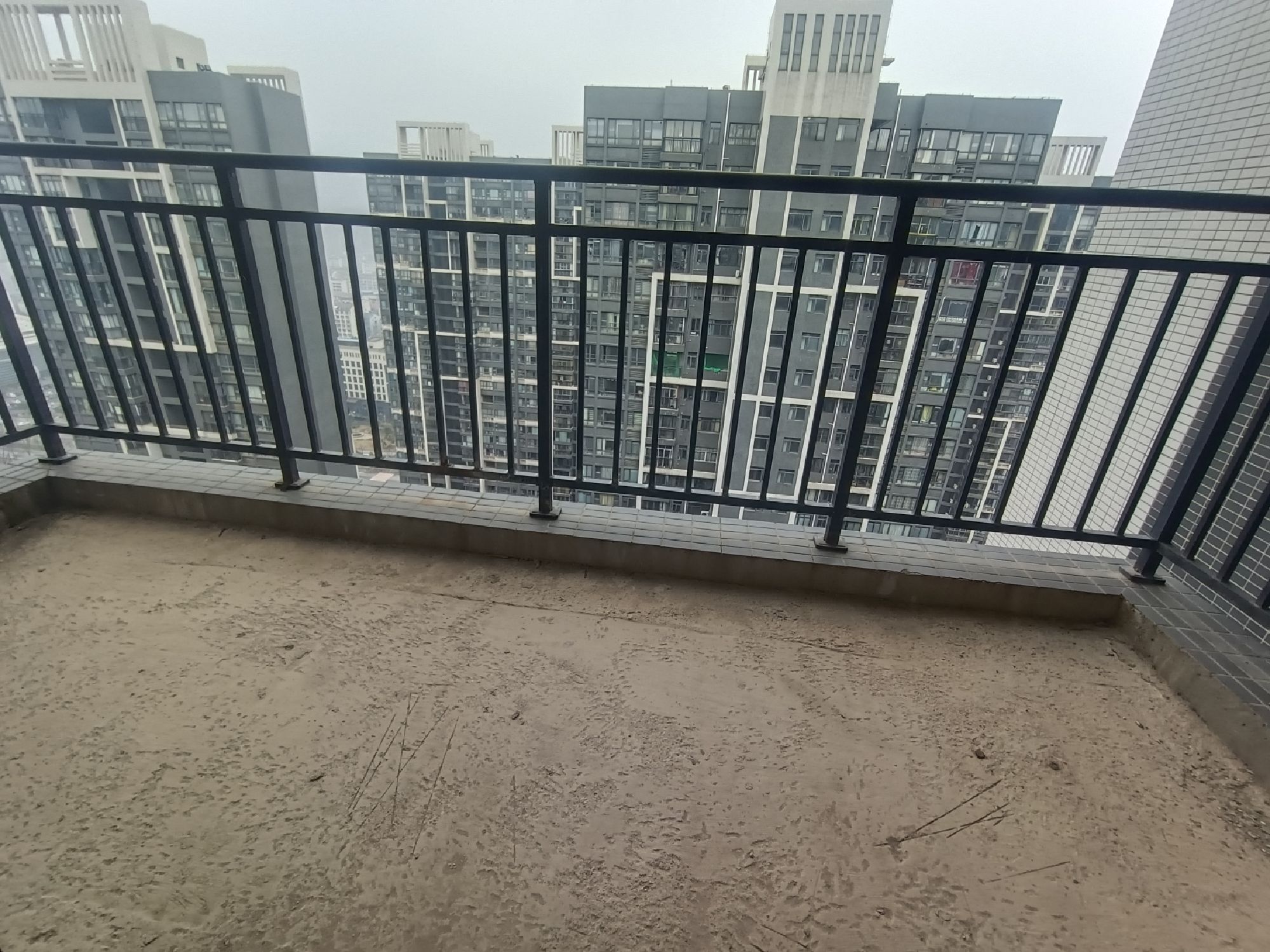 雍景新城·3+1户型·非常好的户型·证件在手·急售58万