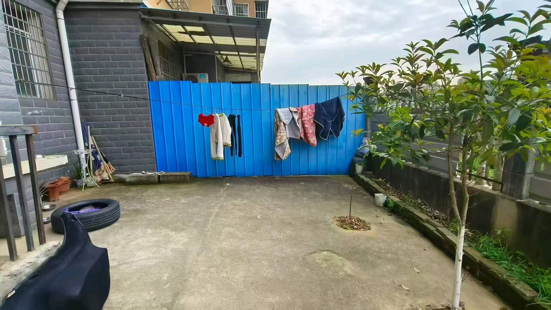 周画苑小三居南北通透交通便利近医院精装好房