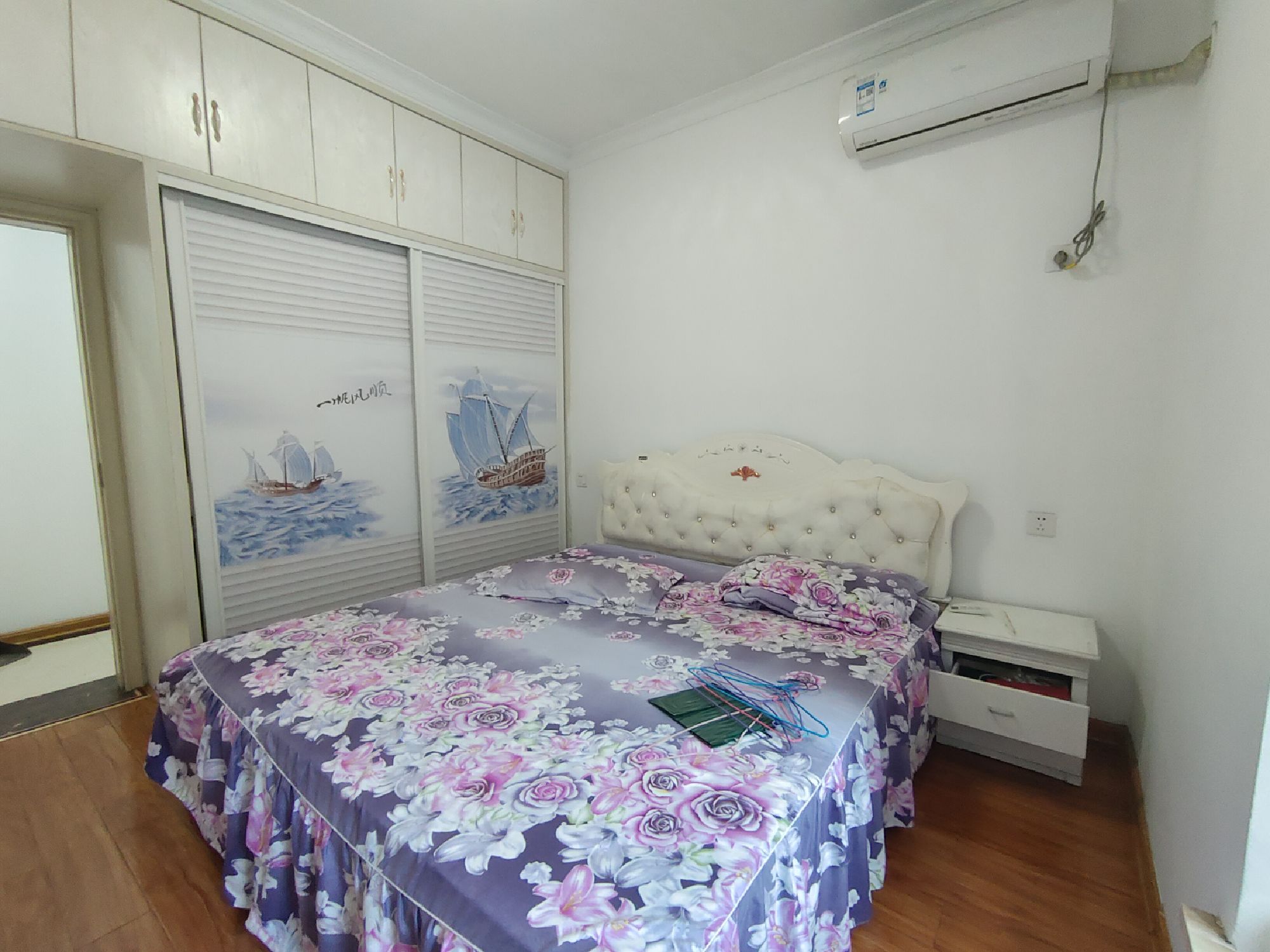 丰业盛世·一楼精装修·三室两厅·可居家可办公租1700/月