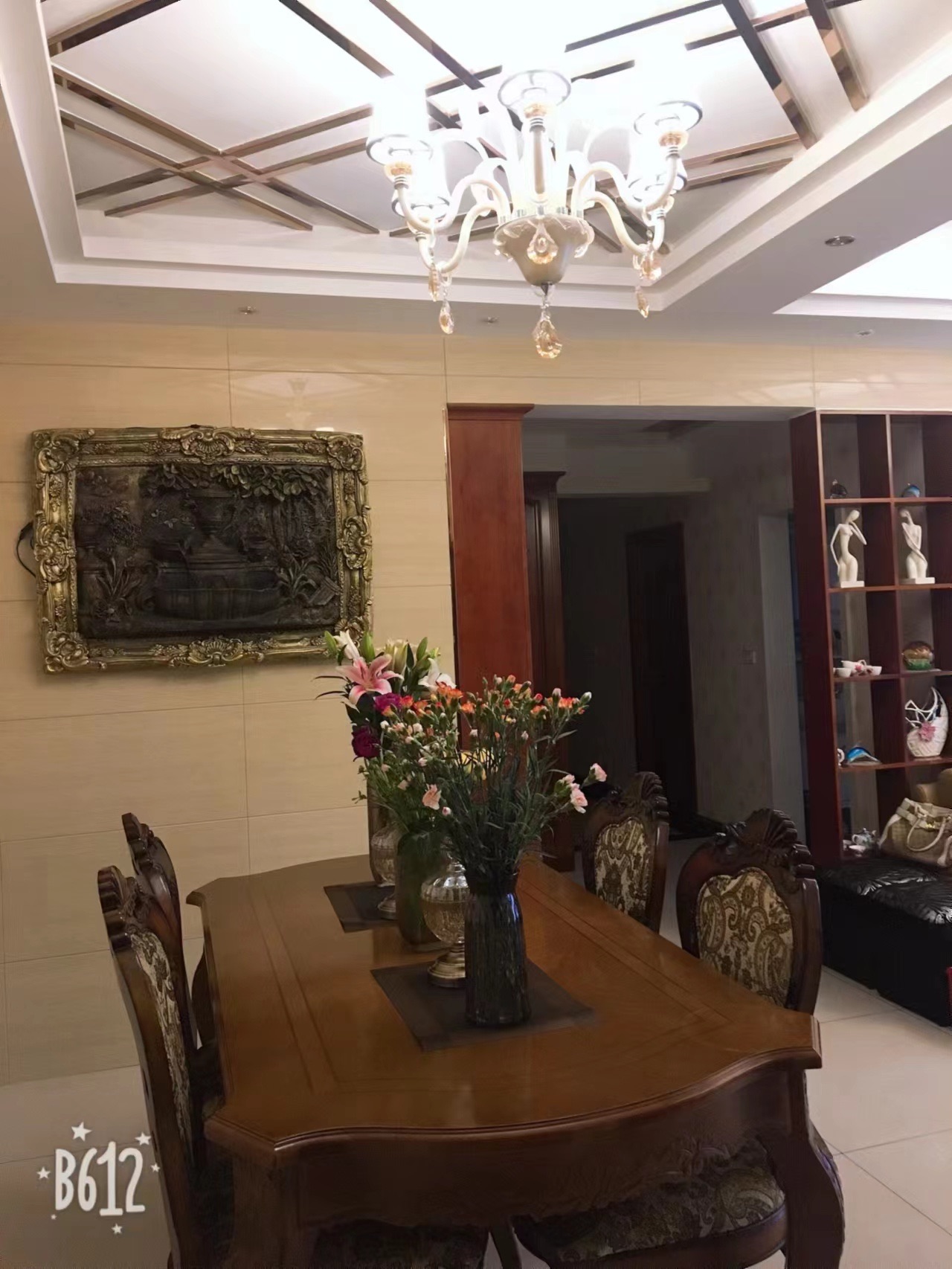 润园·3室2厅·136平方·电梯房中层·带家电家私50万