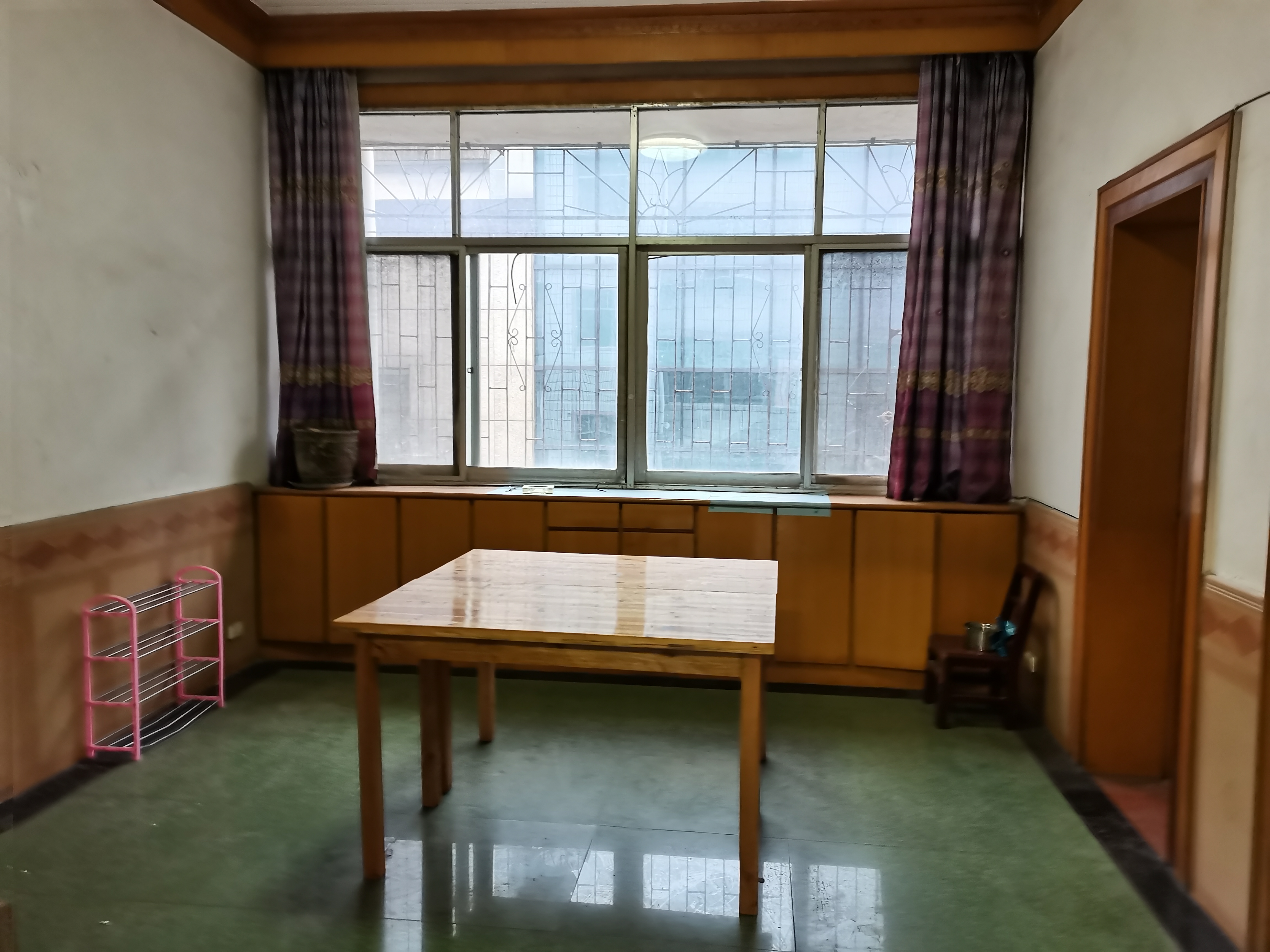 急售！营里 房，中间楼层，107平，大两房两厅，报价30万，看房方便！有钥匙🔑