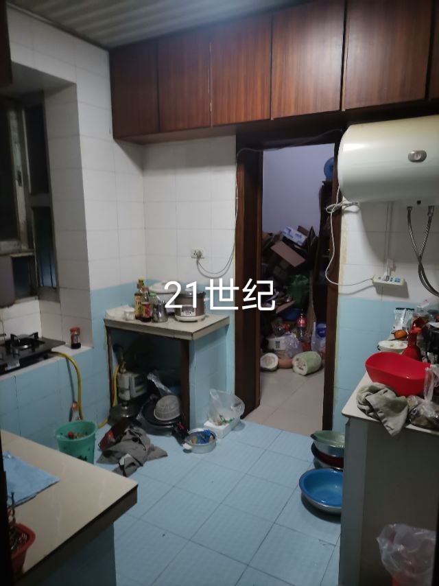 營里 房好樓層110.3平米三室兩廳證在手看房方便報價41萬