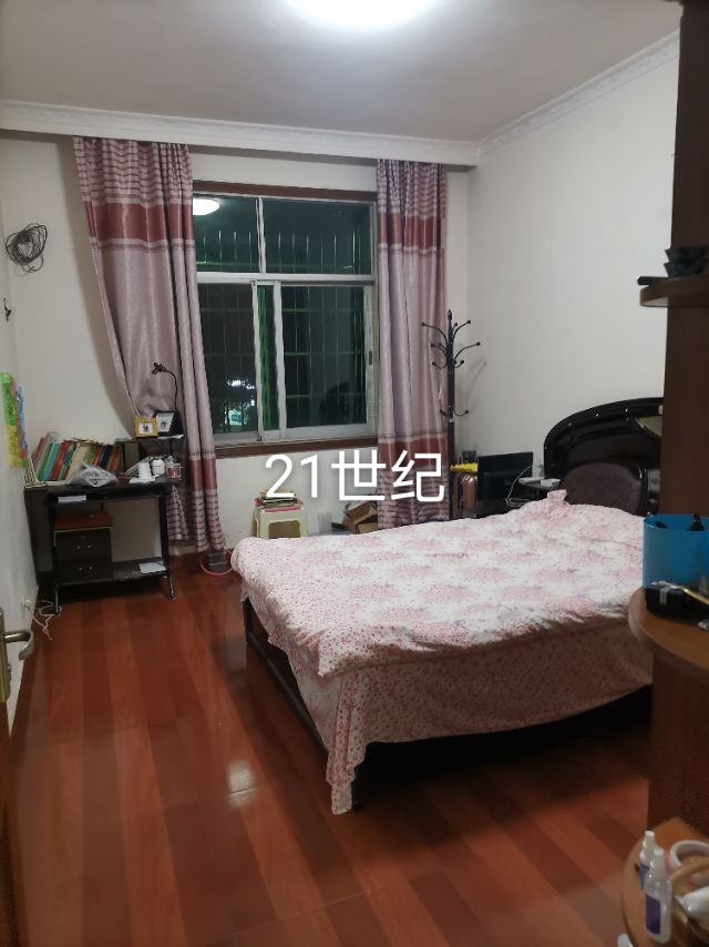 營里 房好樓層110.3平米三室兩廳證在手看房方便報價41萬