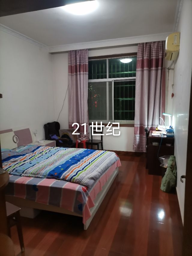 營里 房好樓層110.3平米三室兩廳證在手看房方便報價41萬
