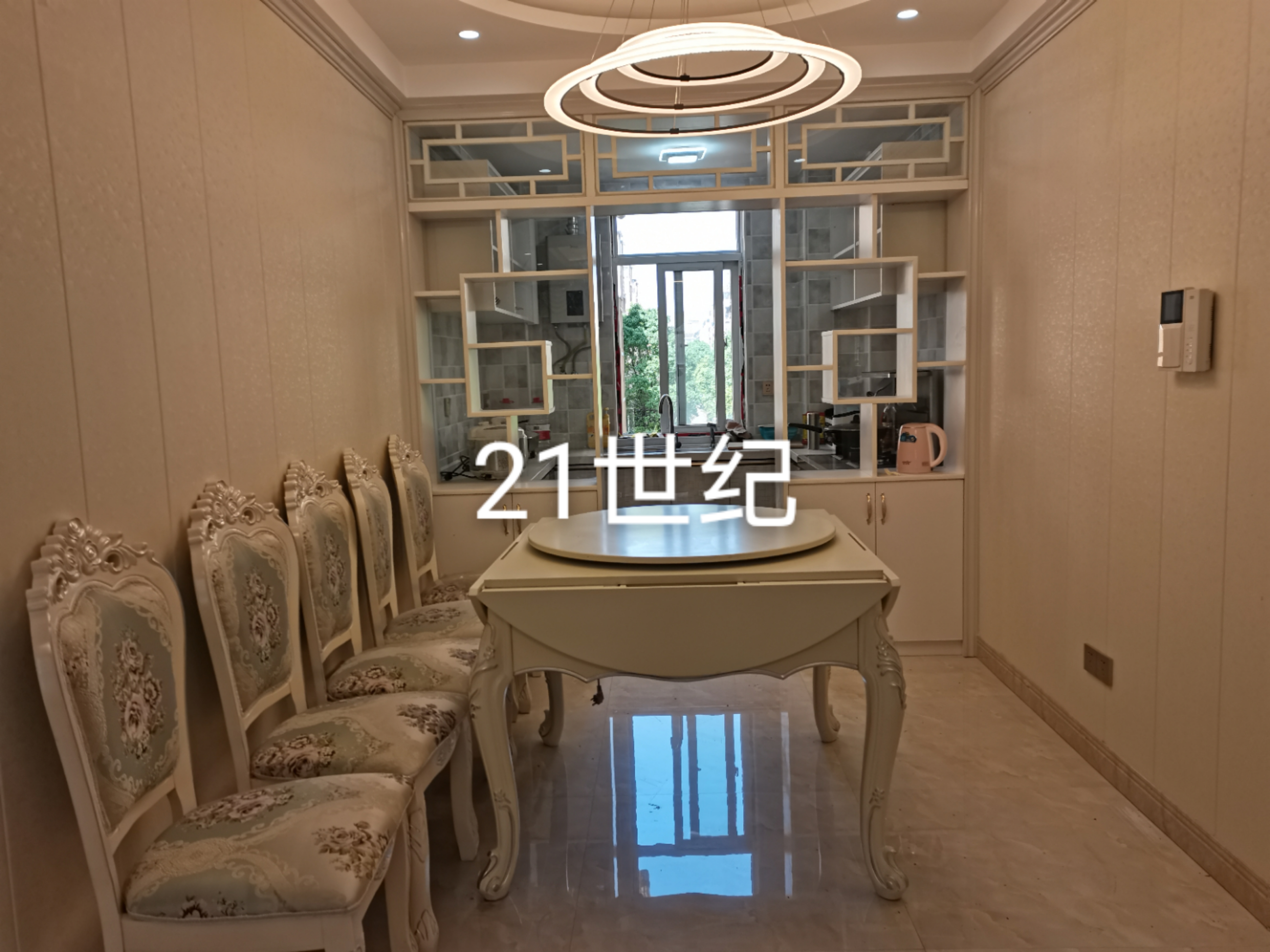 急售！赤馬港 房好樓層兩室兩廳94平米證滿五 實(shí)物更好看報(bào)價(jià)50萬