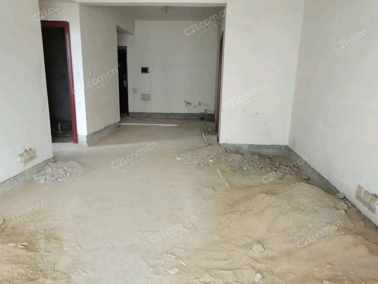 高鐵片區(qū)單位房 三室兩廳 103平米 證滿二年 報價46萬