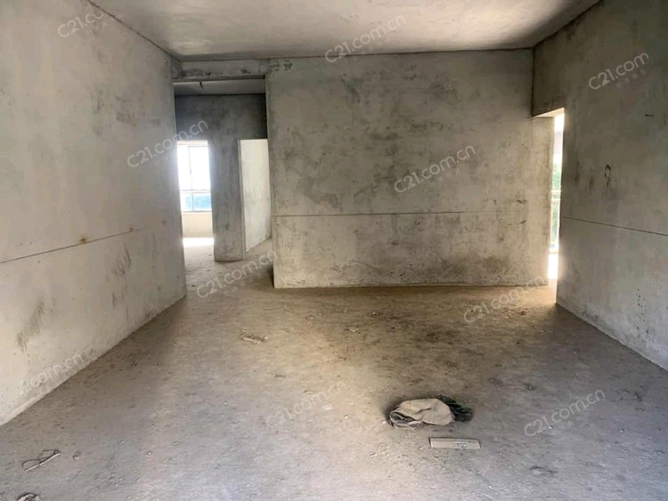 捡漏！网红桥边永邦小区好楼层158平米四室两厅两卫带大阳台证满五年报价55万