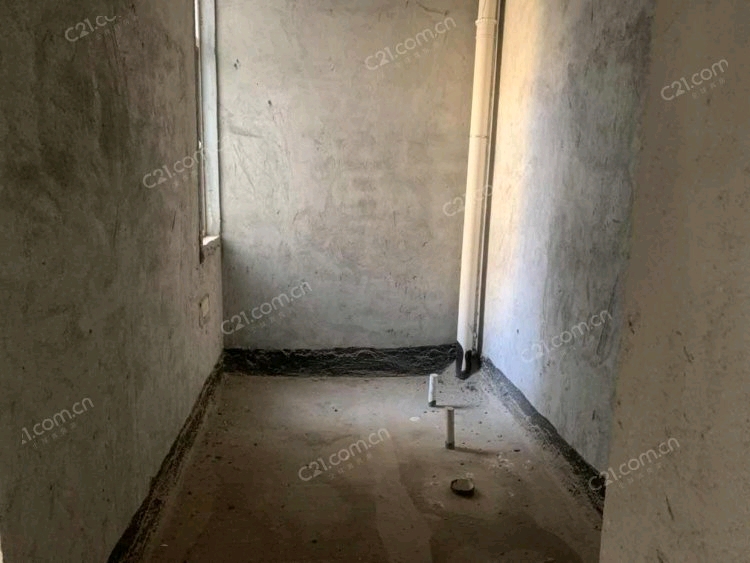 捡漏！网红桥边永邦小区好楼层158平米四室两厅两卫带大阳台证满五年报价55万