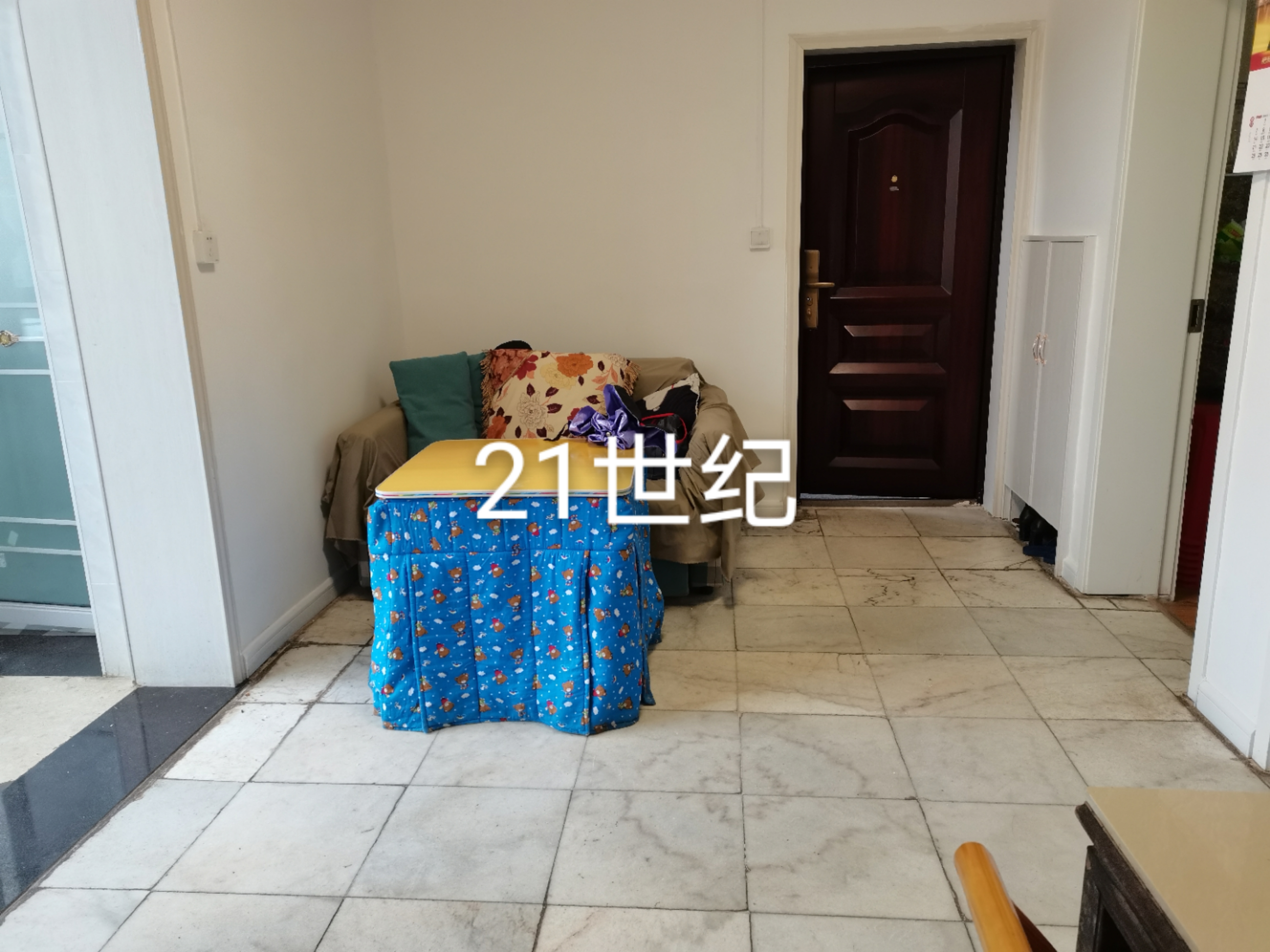 一小一中附近單位房有院子停車中間樓層69.29平米大室兩廳證在手看房方便售34萬