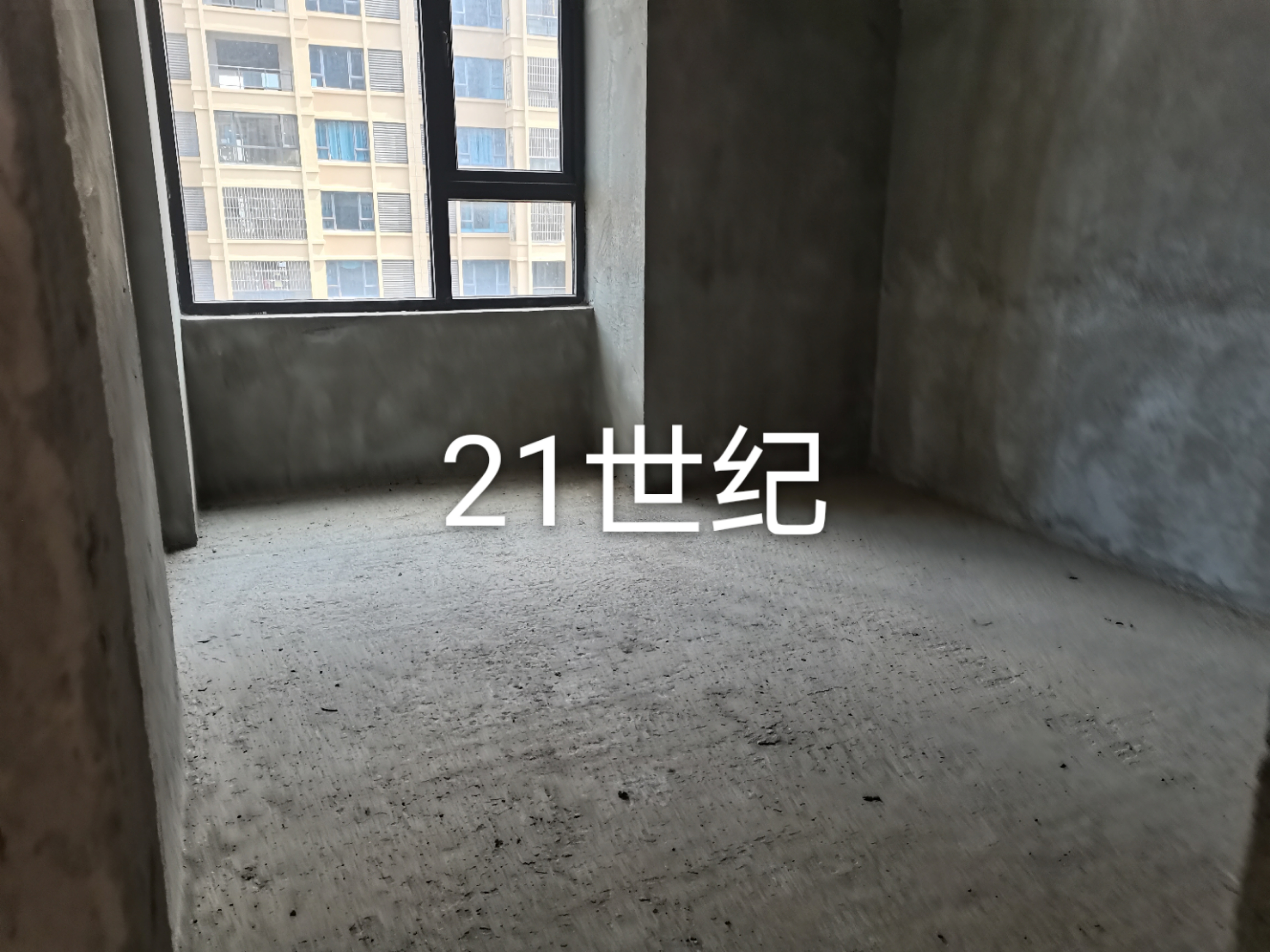 陆水湖边电梯房好楼层121平米三室两厅两卫两双阳台证满二年售6+万