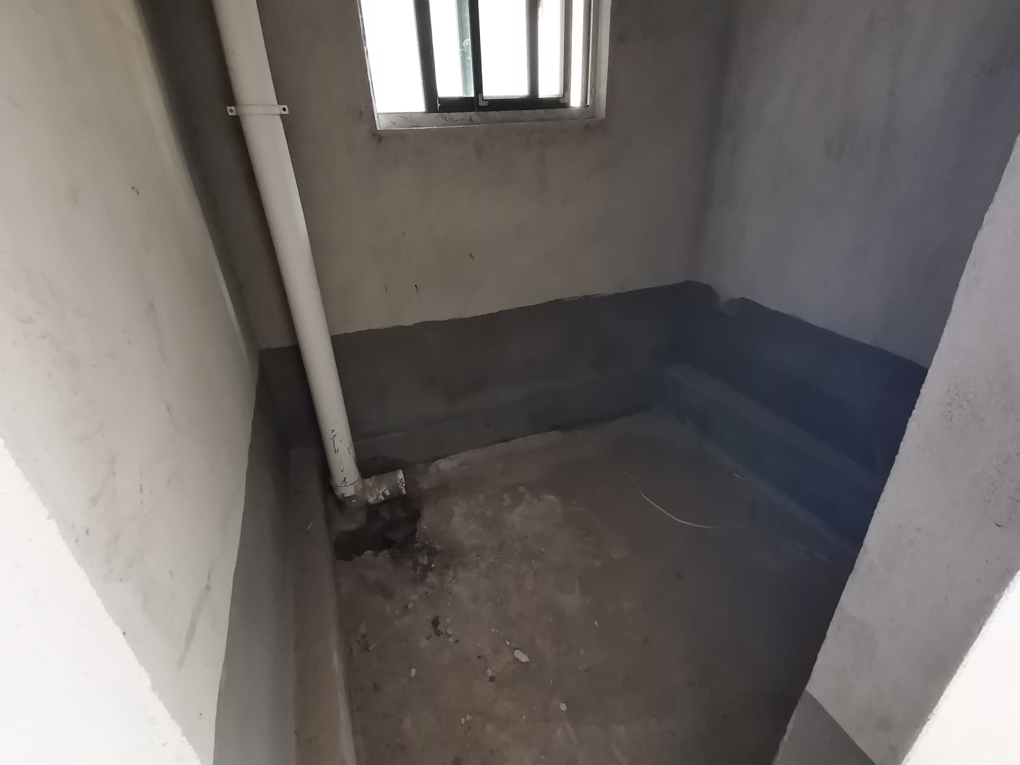 赤馬港 邊立嘉誠電梯房兩房兩廳過戶費低無遮擋 售43萬看房有鑰匙