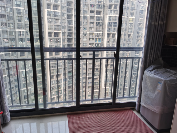 高铁片雍景新城电梯房好楼层119平米证满二年采光超好三室两厅两卫售70万