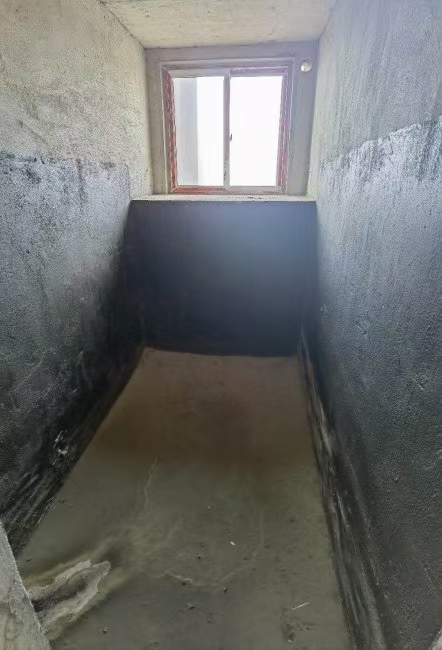 丰业三房带露台三房，业主急卖58万，捡漏的抓紧