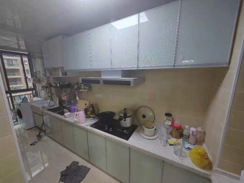 塞納河畔107平三房，帶全屋家電家私，報價56萬，過戶費低