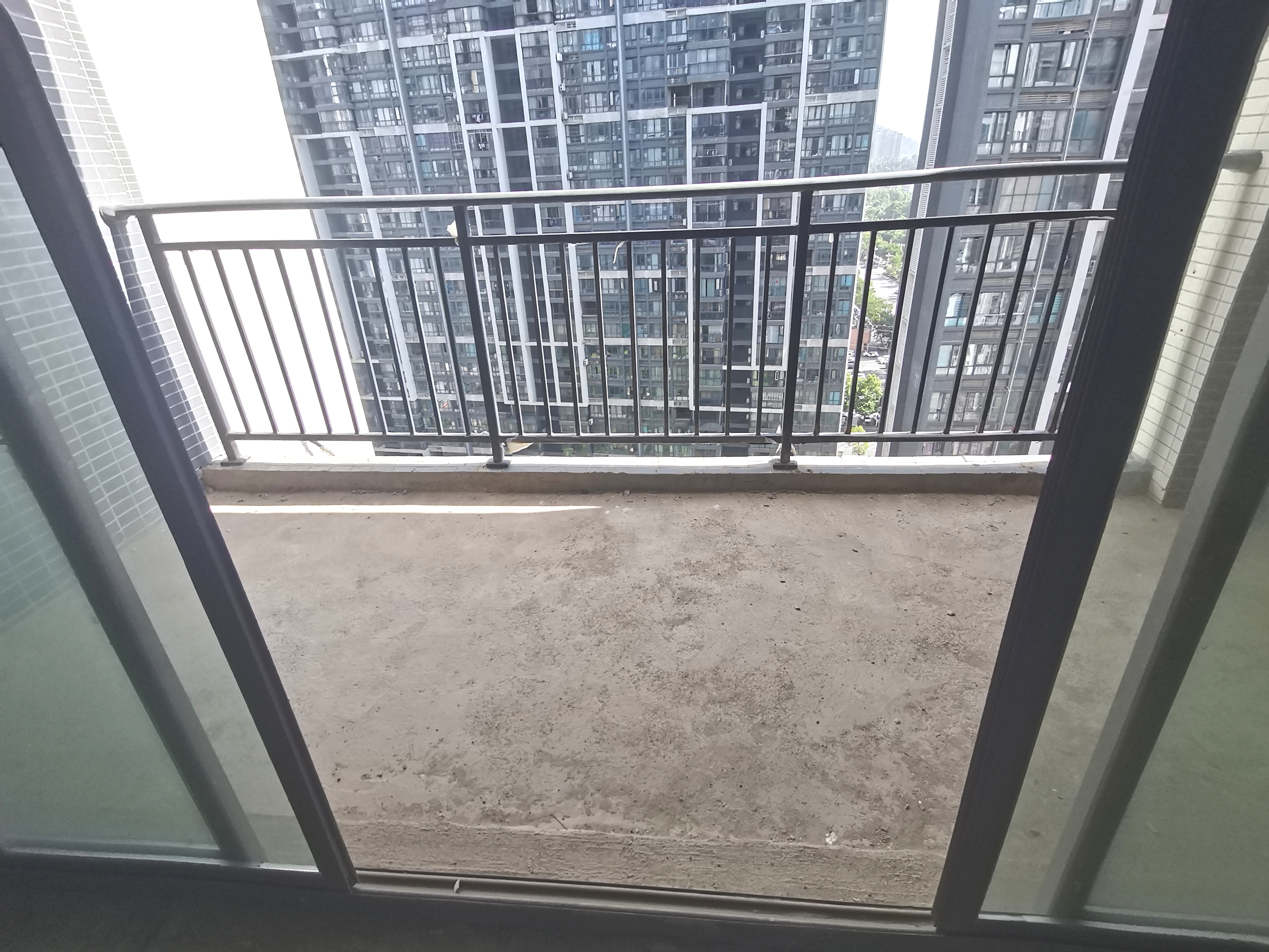急卖！雍景新城131平大四室好楼层，南北通透好户型