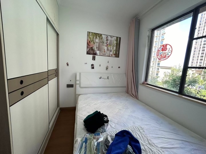 新一中门口秀兰御府电梯小高层大三室专梯专户证满二