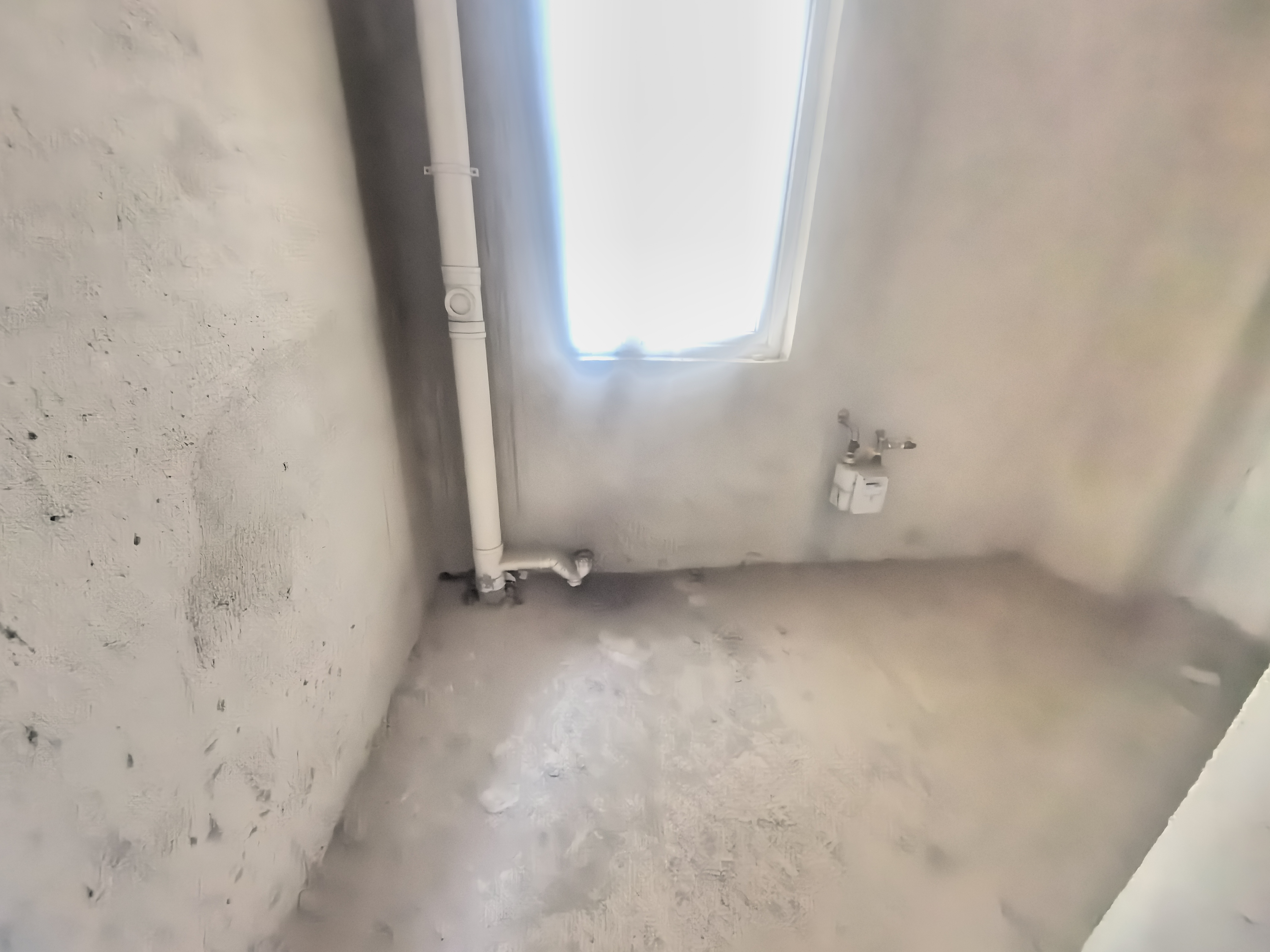 赤壁时代电梯房，三室两厅两卫，采光好，诚意出售，有钥匙看房，看房电话18307150819