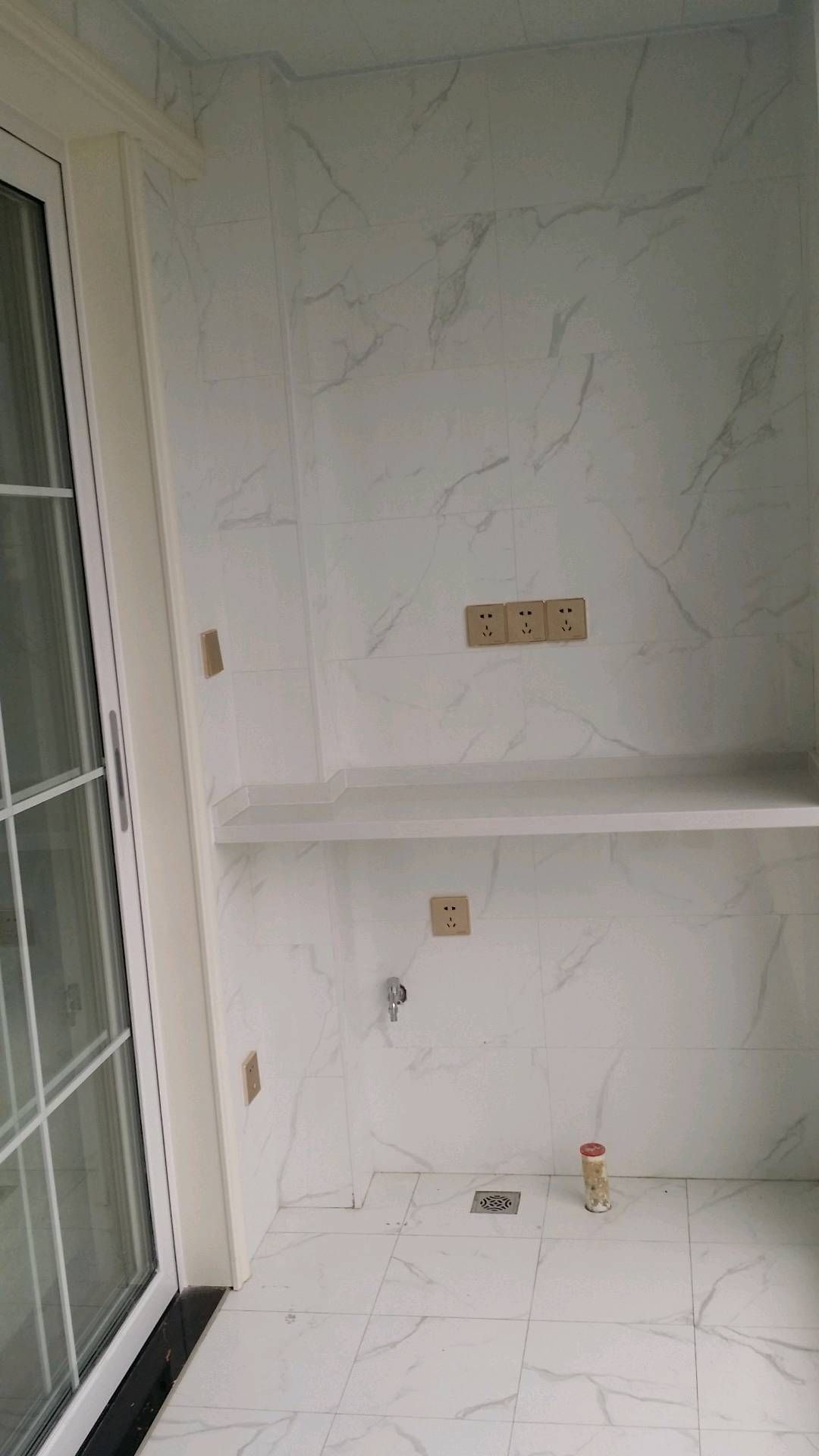 领秀城·精装修·温馨公寓·租了可拎包入住·租1000月