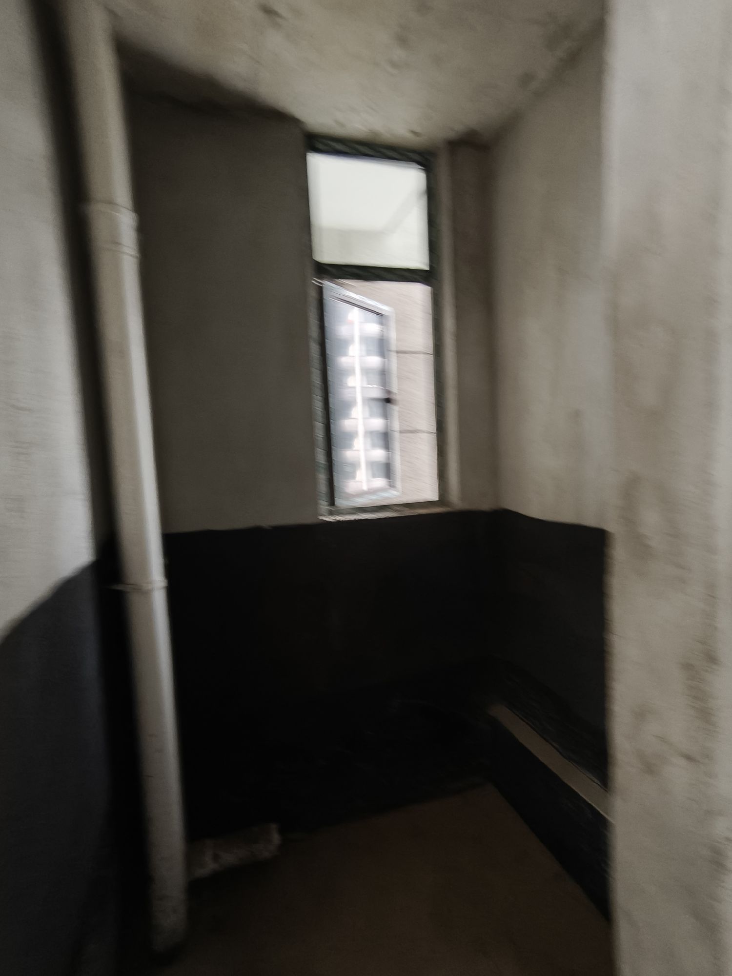 鹏成翰林府·发财楼层·109平三室两厅·现房买了就可装修49.8万