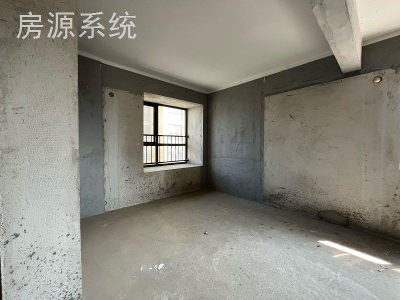 憬泓佳苑电梯房，三室两厅两卫，133.7平，38万，看房电话18307150819