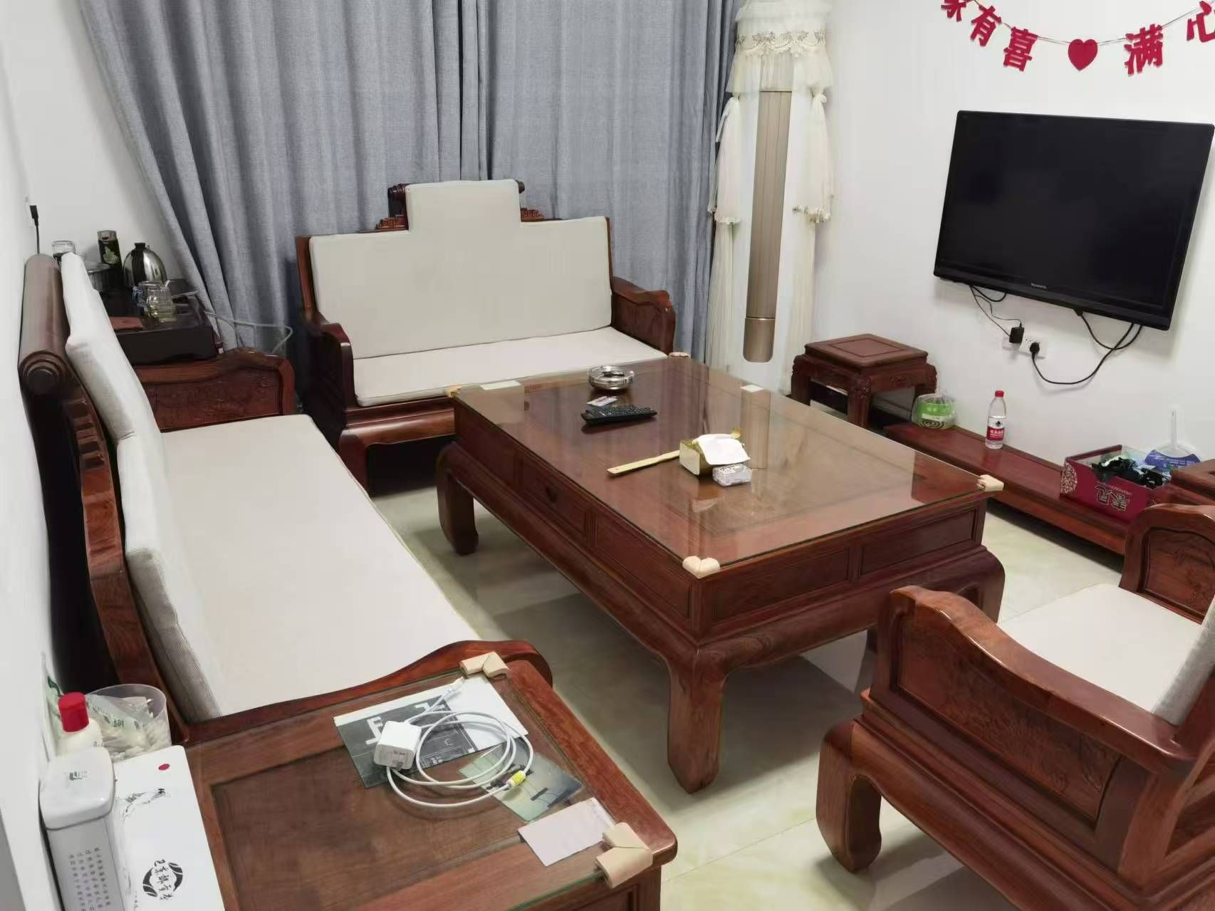 车站路二医院旁边的3室2厅结婚房·出租900/月